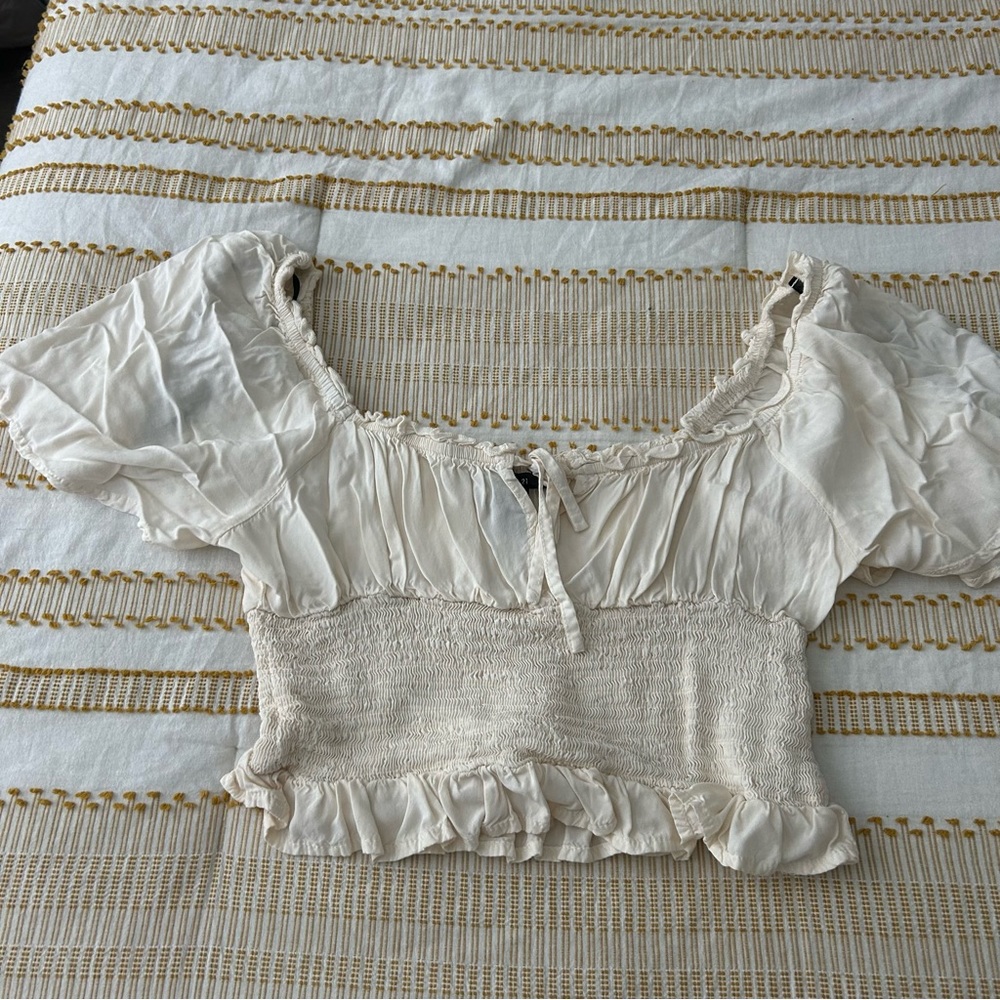 Forever 21 Short Sleeve Blouse